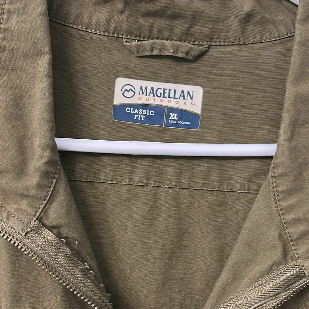 Magellan Outdoors Classic Fit Women’s Olive Green Utility Vest - Picture 3 of 3